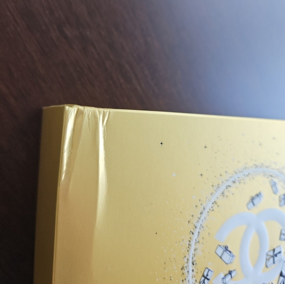 CHANEL Always Brilliant Lip Gloss Trio 2023 Gift Set Holiday Limited Edition - Picture 4 of 8